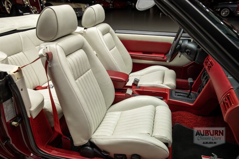 Used 1989 Ford Mustang GT RWD image 22