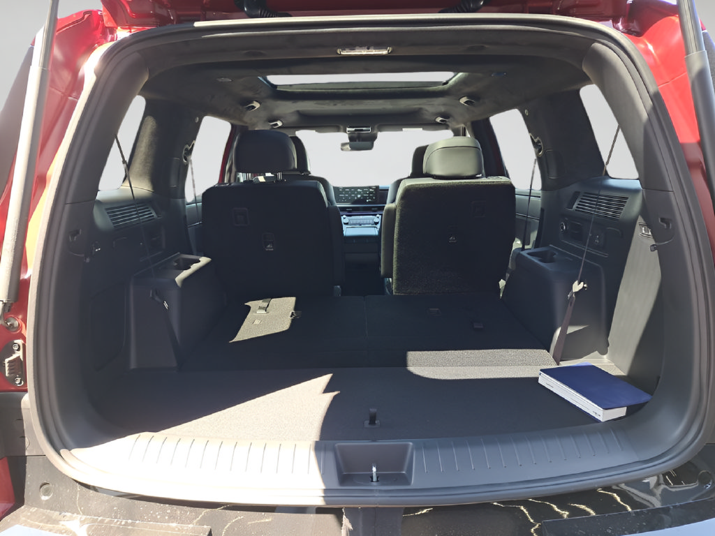 New 2025 Hyundai Santa Fe Calligraphy AWD/4WD image 28