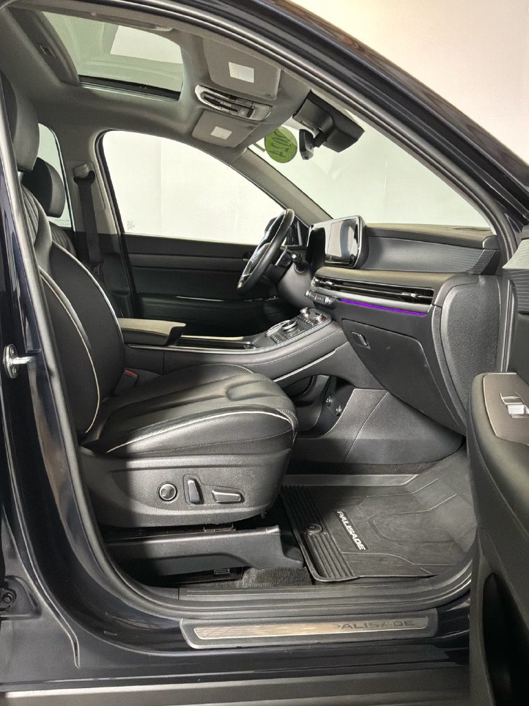 Used 2024 Hyundai Palisade Limited AWD/4WD image 18