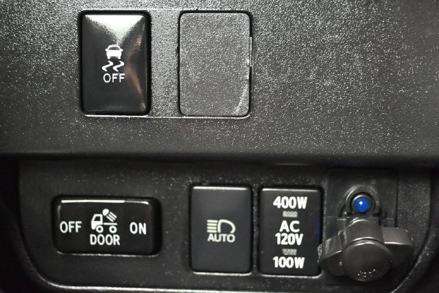 Used 2023 Toyota Tacoma TRD Off-Road AWD/4WD image 27
