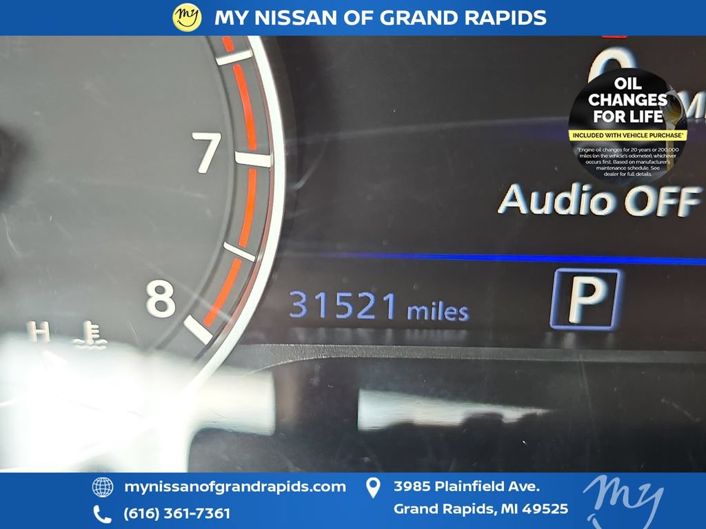 Used 2023 Nissan Altima 2.5 SV w/ SV Premium Package AWD/4WD image 19