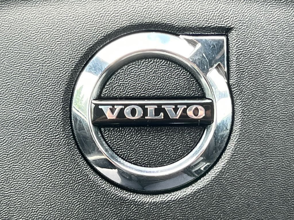 Used 2023 Volvo XC40 Recharge Ultimate AWD/4WD image 44
