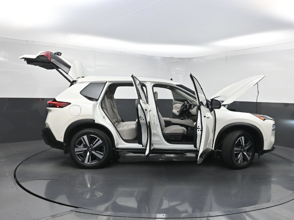Used 2023 Nissan Rogue SL w/ SL Premium Package FWD image 37