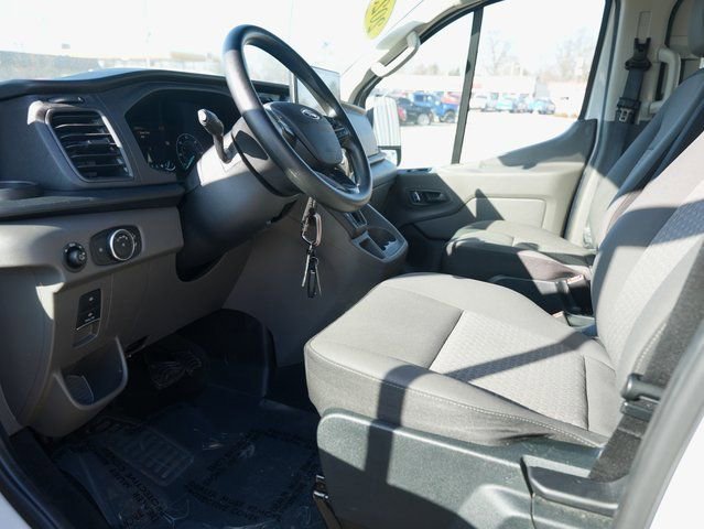 Used 2023 Ford Transit 350 XLT image 11