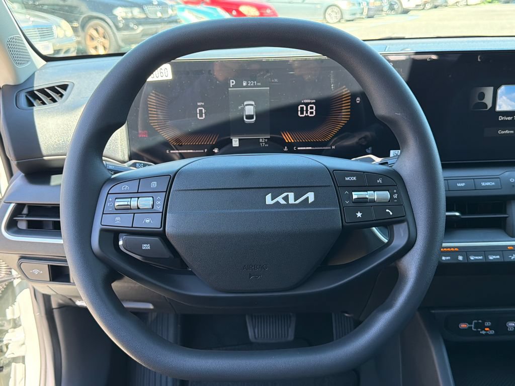 New 2026 Kia K4 FWD image 20