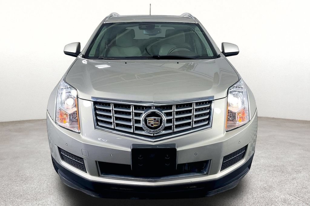 Used 2016 Cadillac SRX Luxury w/ Driver Awareness Package FWD image 4