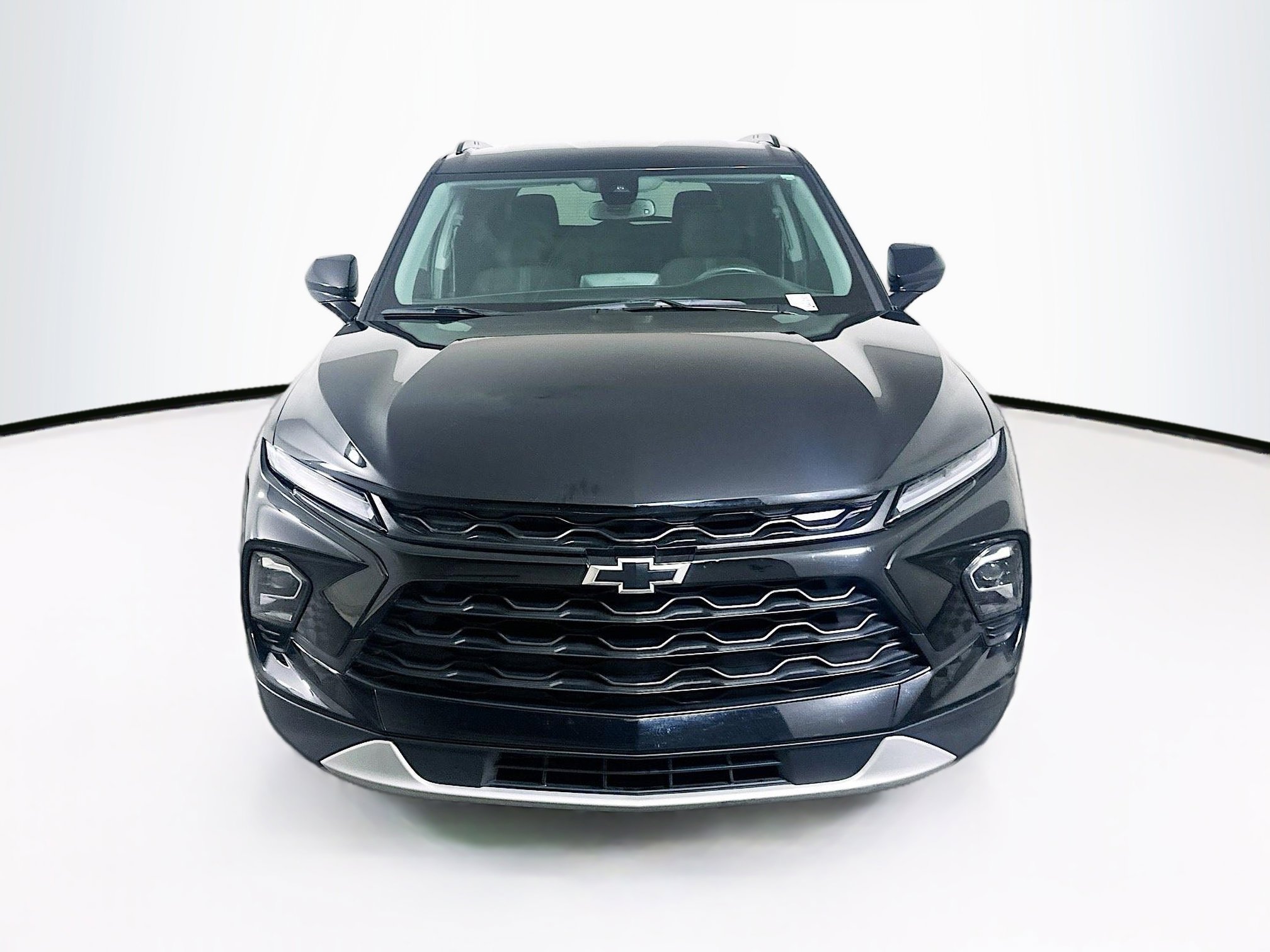 Used 2024 Chevrolet Blazer LT w/ Convenience Package image 2