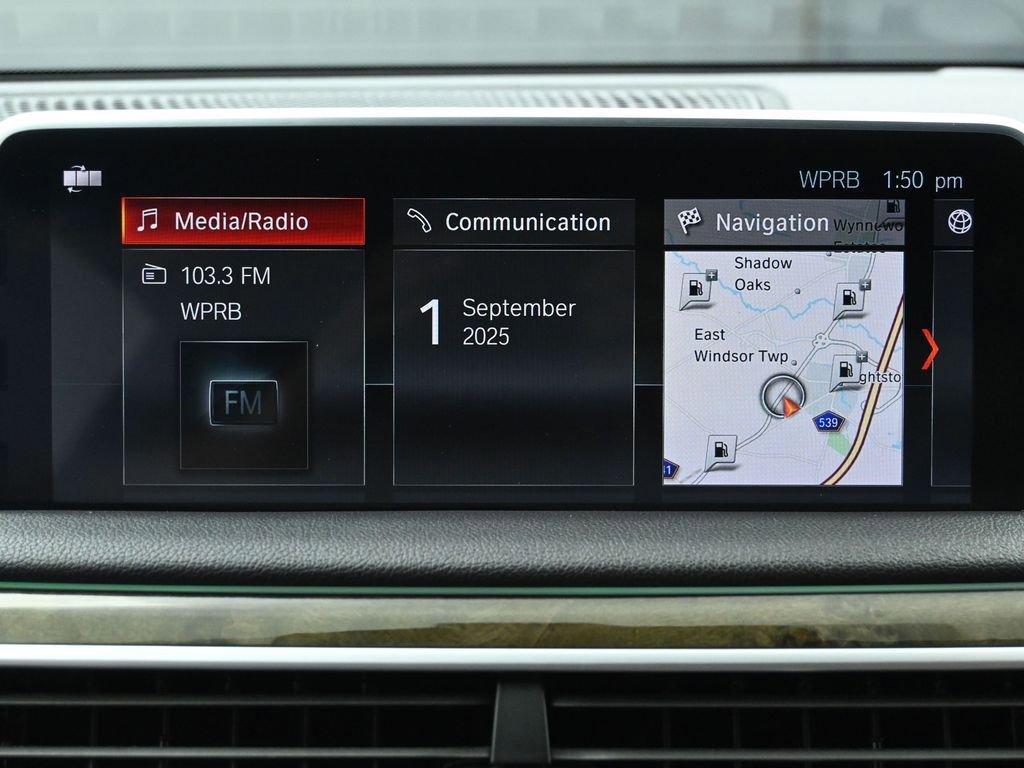 Used 2019 BMW 750i image 28