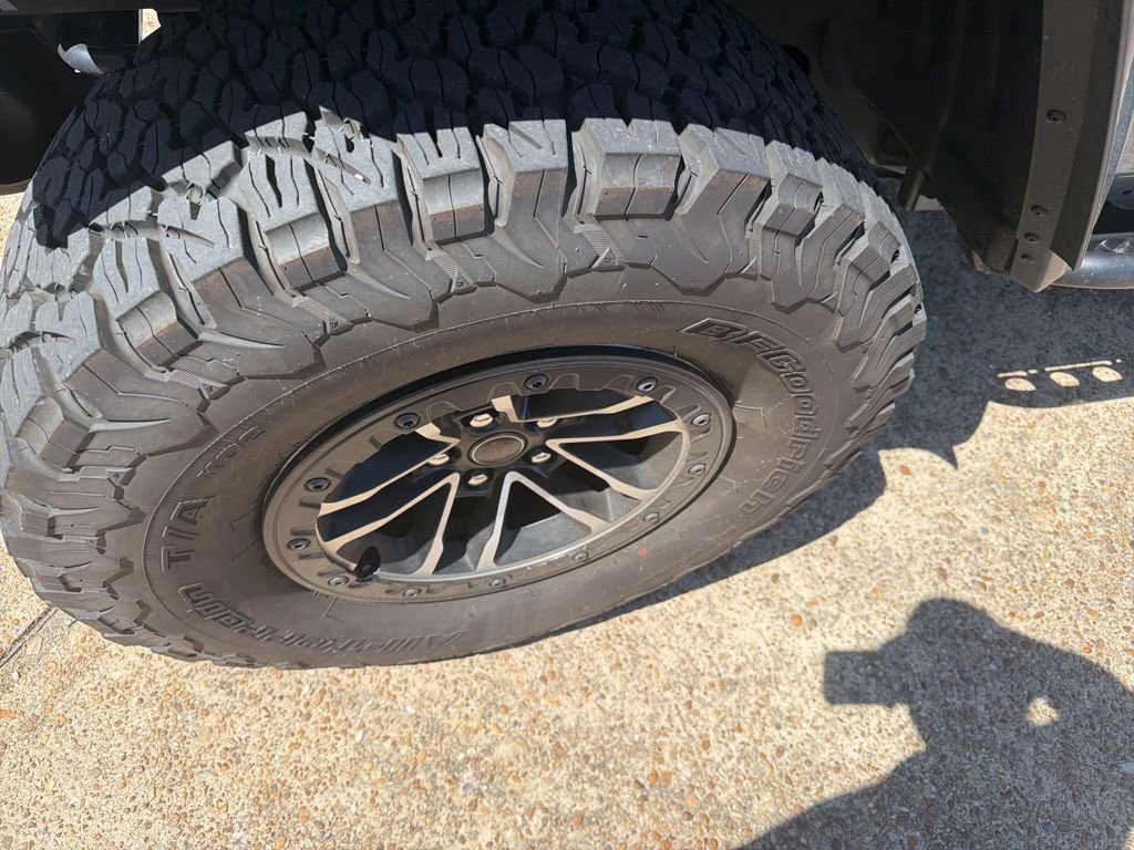 Used 2024 Jeep Wrangler Unlimited Rubicon image 10