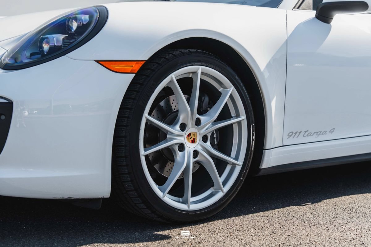 Used 2019 Porsche 911 Targa 4 AWD/4WD image 13