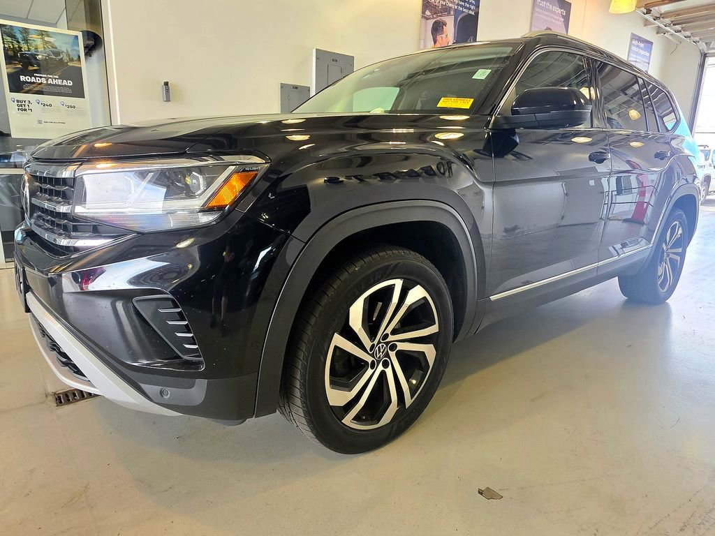 Used 2021 Volkswagen Atlas SEL Premium AWD/4WD image 4