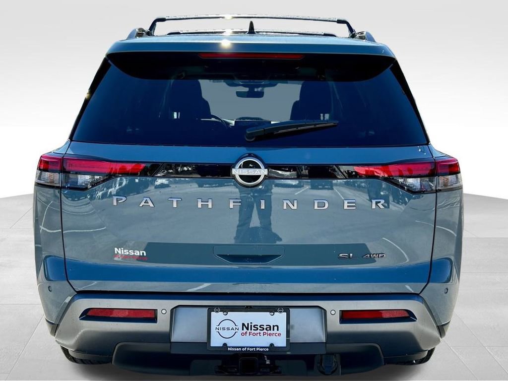 New 2026 Nissan Pathfinder SL w/ SL Premium Package image 7