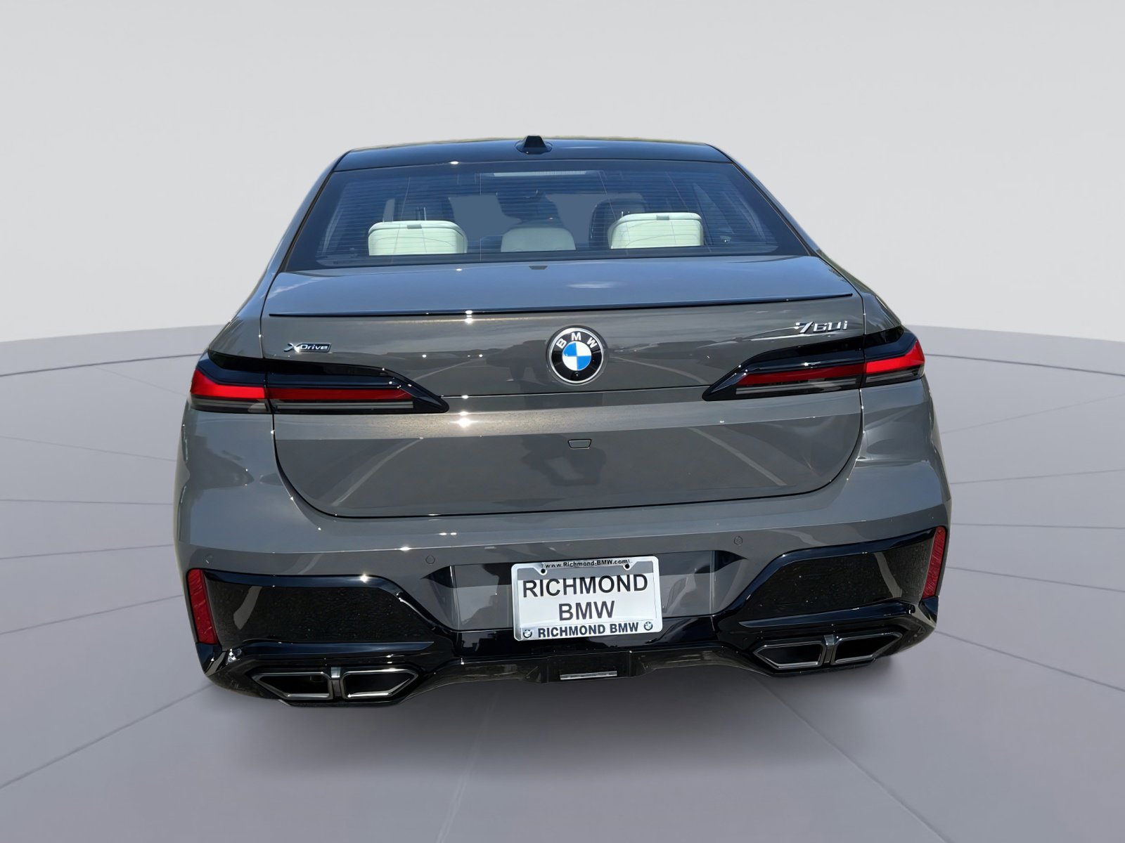 New 2026 BMW 760i xDrive w/ Executive Package AWD/4WD image 4