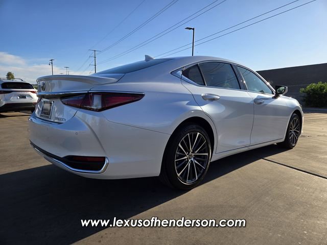Used 2025 Lexus ES 300h w/ Premium Package image 6