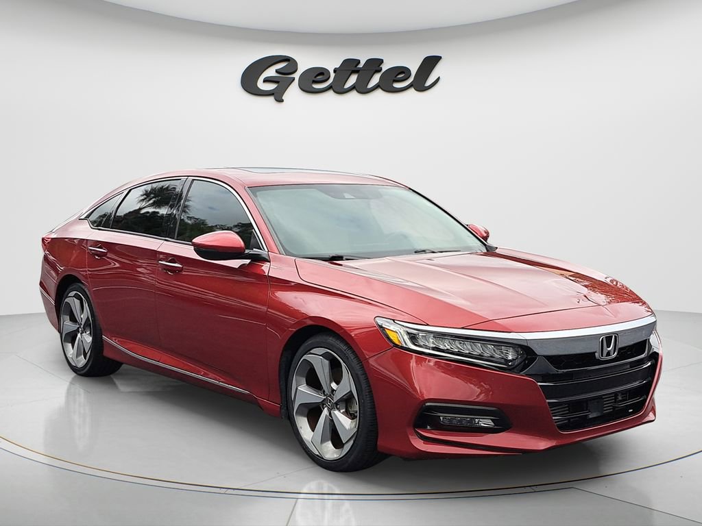 Used 2018 Honda Accord Touring video 2