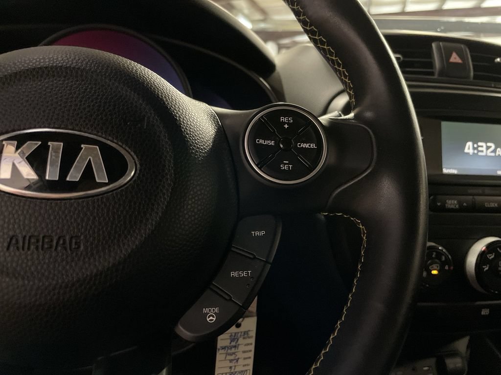 Used 2016 Kia Soul + w/ Designer's Package FWD image 31
