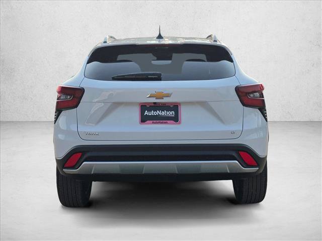 New 2026 Chevrolet Trax LT w/ Sunroof Package FWD image 4