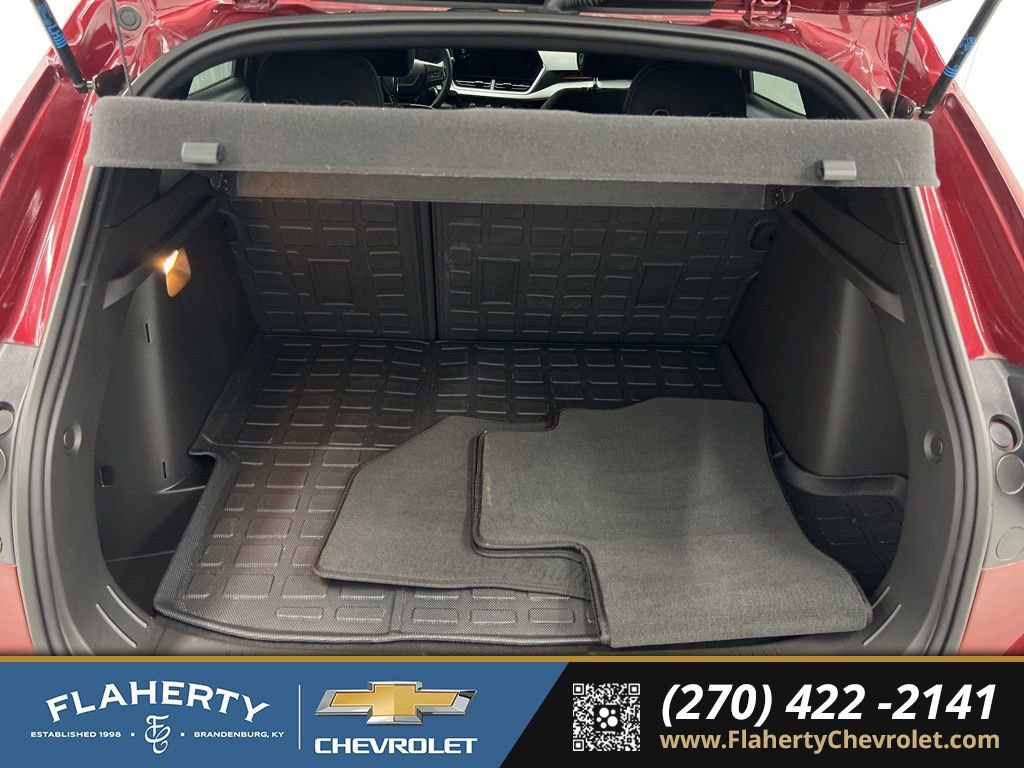 Used 2025 Chevrolet Trax RS w/ Driver Confidence Package image 20