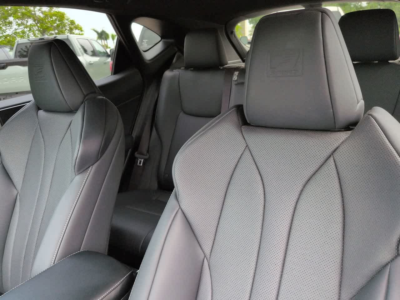 Used 2025 Lexus NX 450h+ F Sport w/ Accessory Package (2T) AWD/4WD image 8