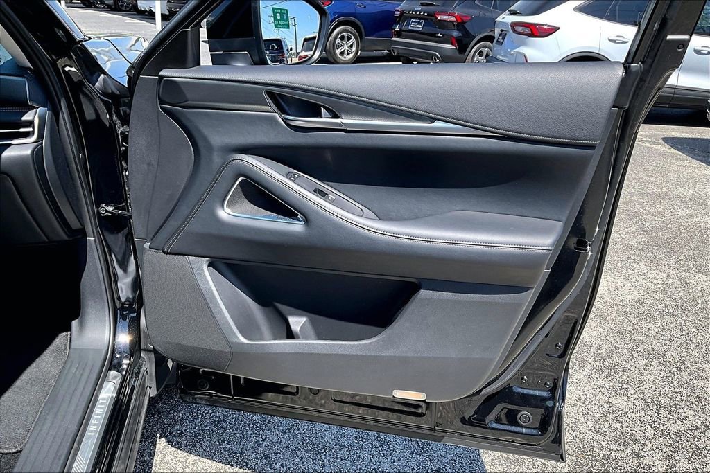 Certified 2026 INFINITI QX60 Luxe w/ Cargo Package FWD image 25