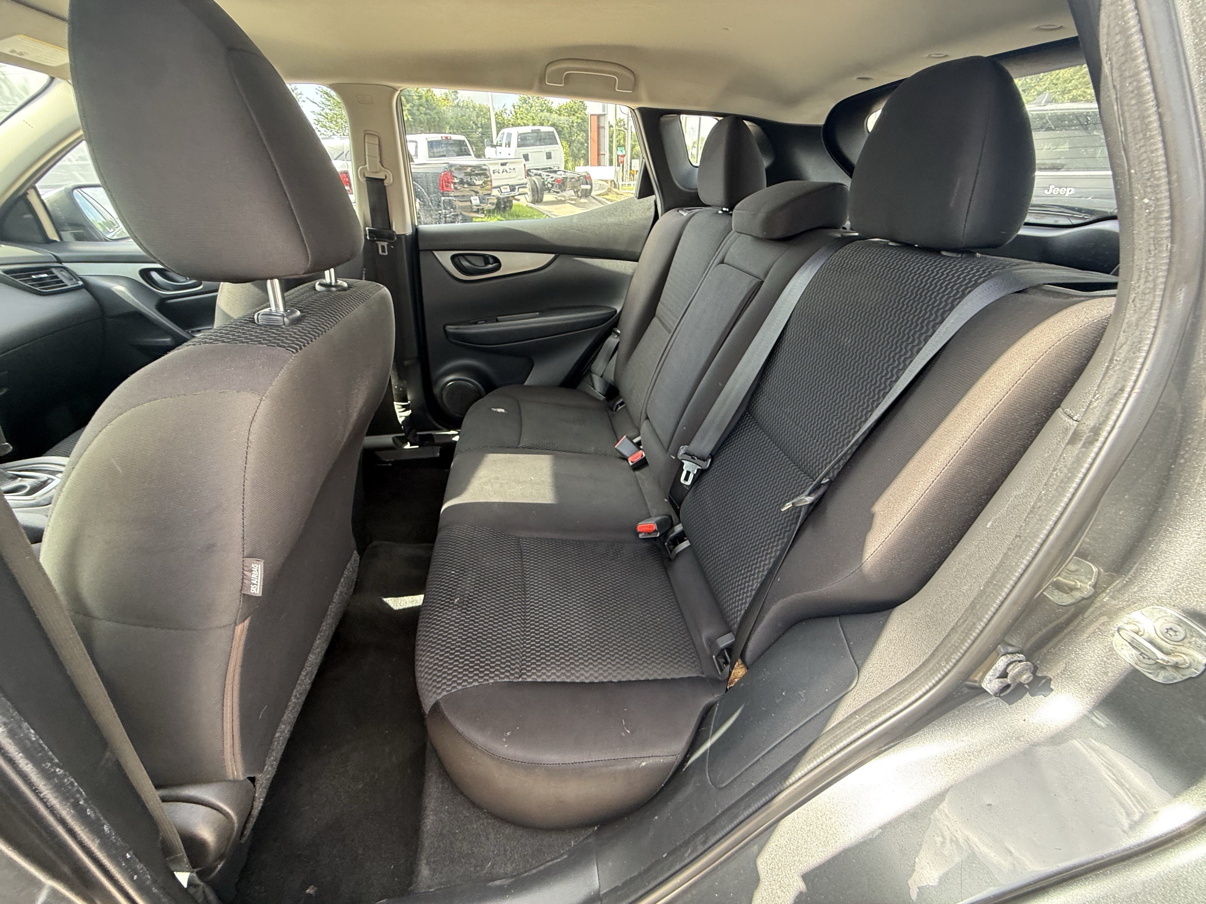 Used 2019 Nissan Rogue Sport S AWD/4WD image 29