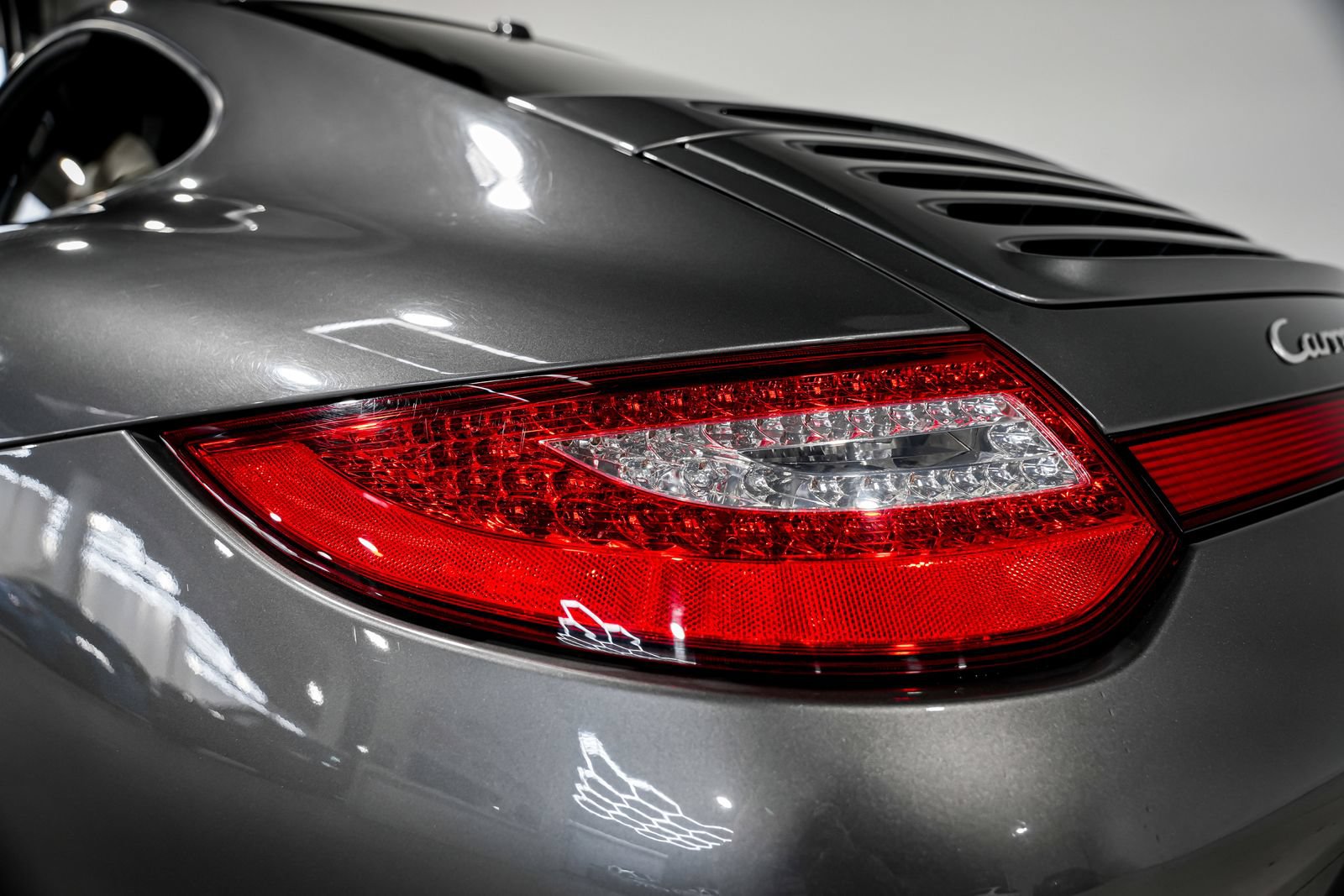 Used 2009 Porsche 911 Carrera 4S AWD/4WD image 34
