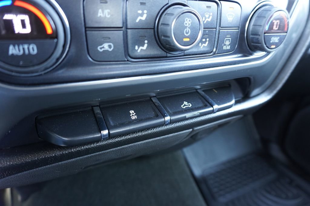 Used 2017 Chevrolet Silverado 1500 LT image 19