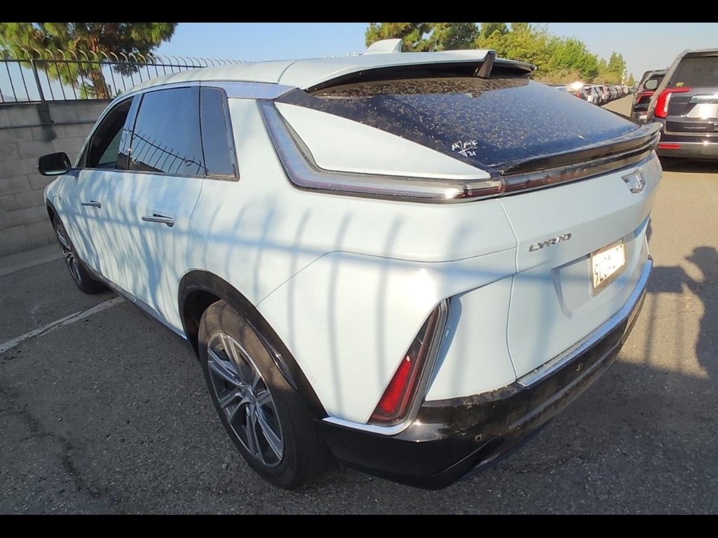 Used 2024 Cadillac Lyriq Luxury RWD image 4