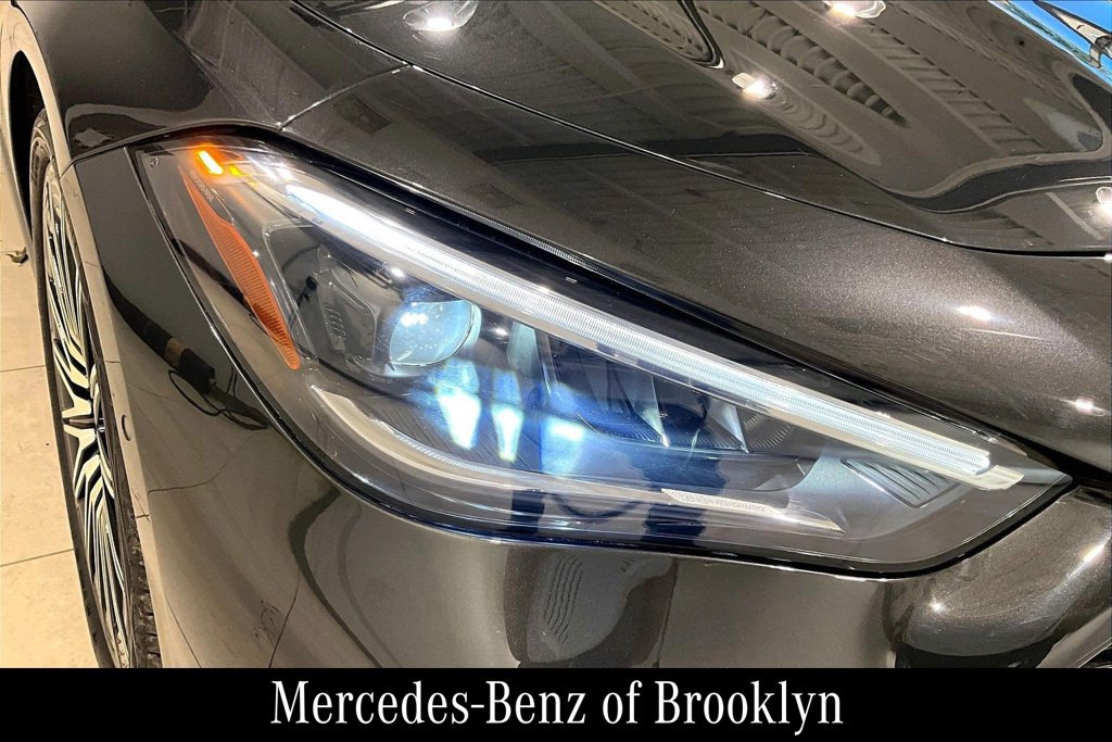 Certified 2025 Mercedes-Benz CLE 300 4MATIC Coupe image 28