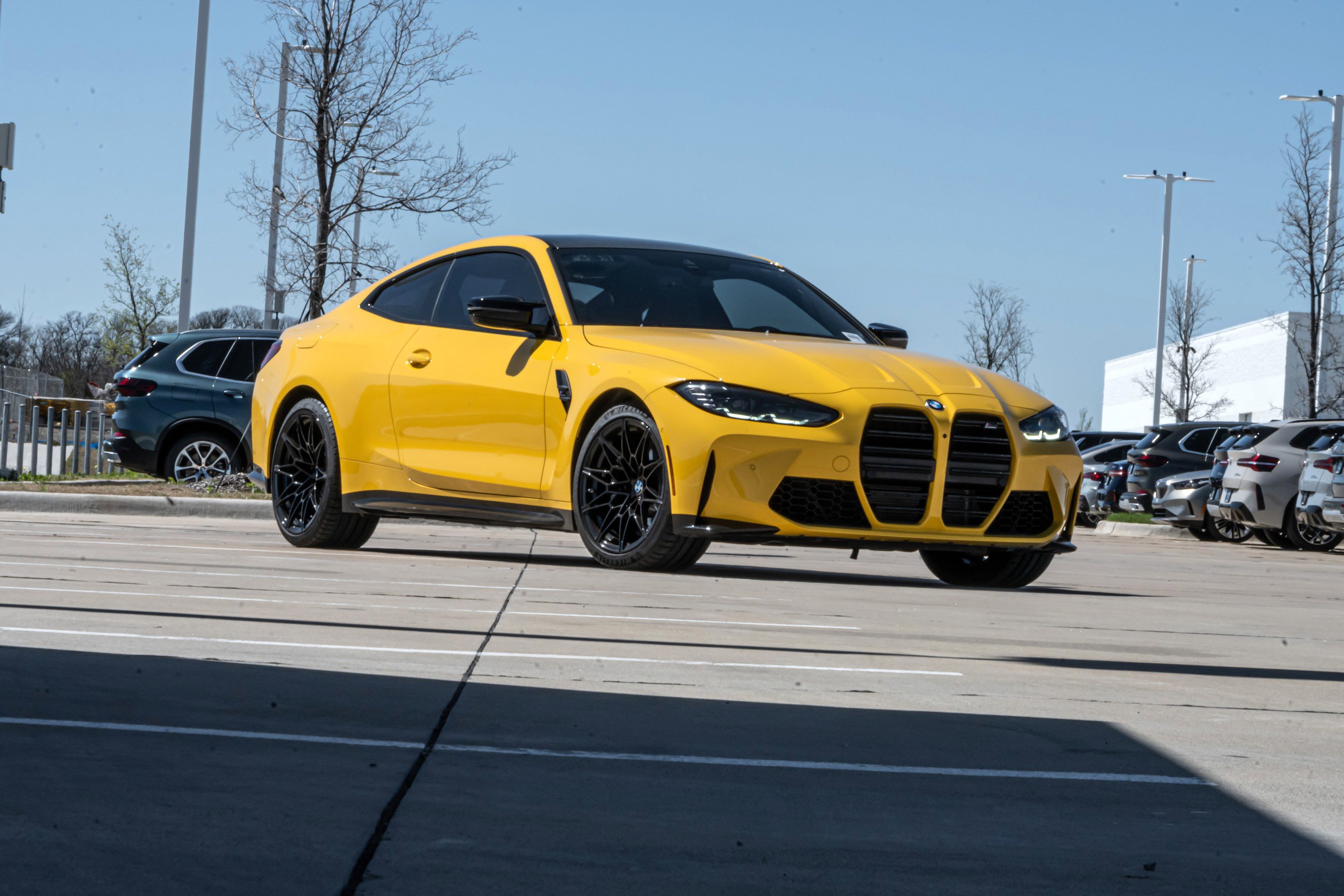 Used 2024 BMW M4 Competition w/ Executive Package image 2