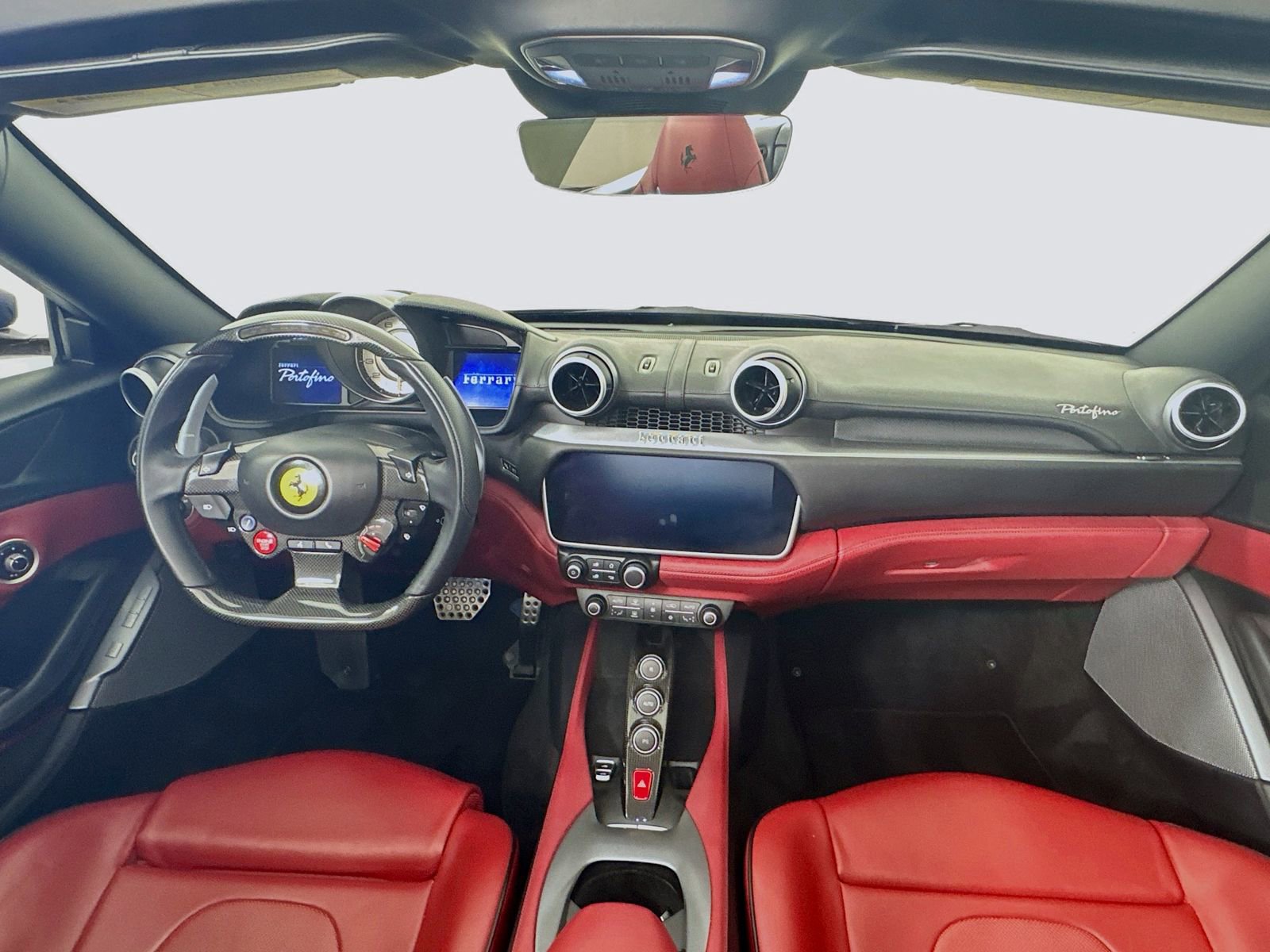 Used 2020 Ferrari Portofino image 19