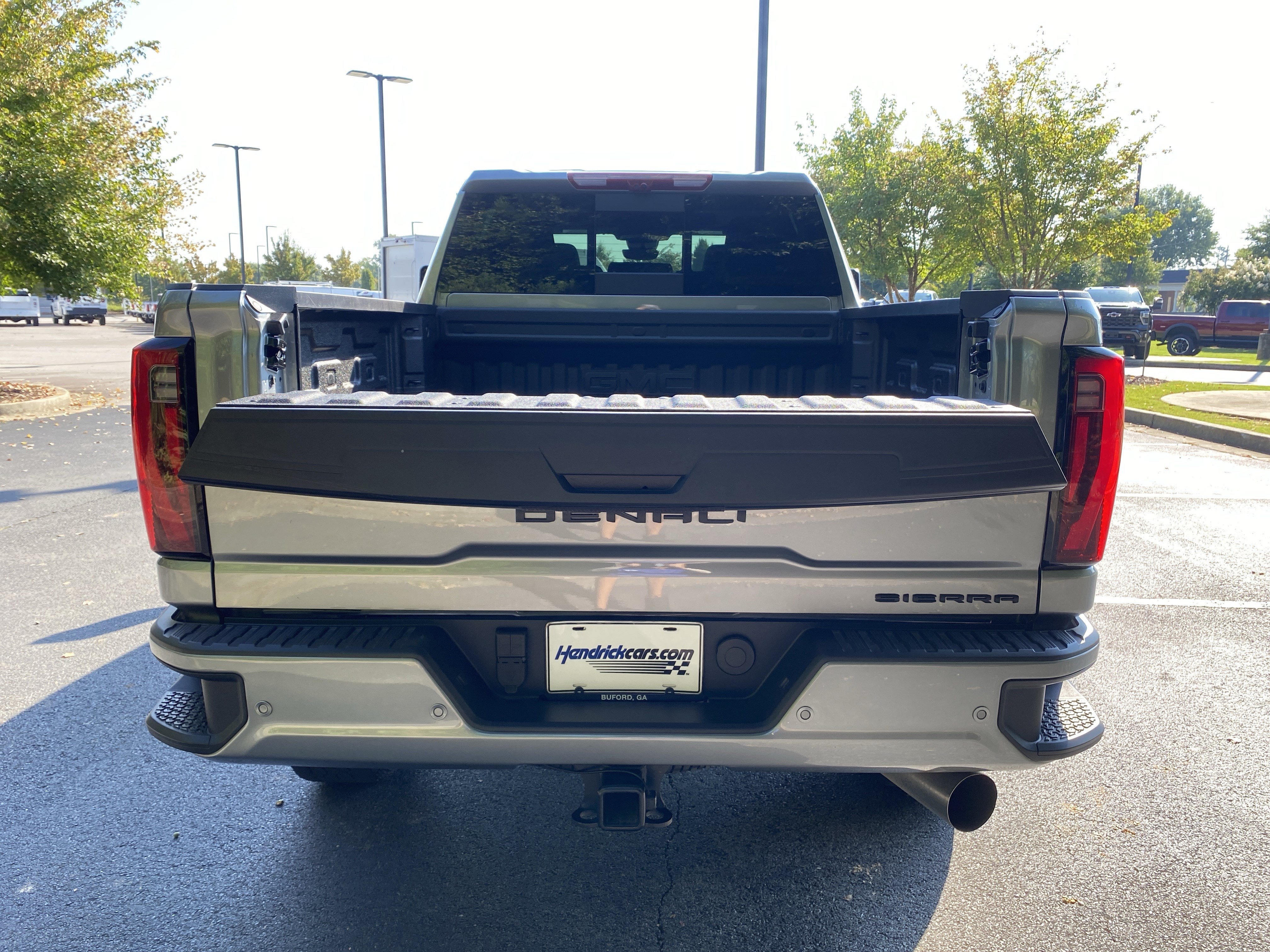 Used 2026 GMC Sierra 2500 Denali Ultimate AWD/4WD image 11
