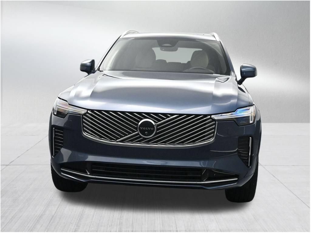New 2026 Volvo XC90 B6 Plus w/ Protection Package Premier AWD/4WD image 8