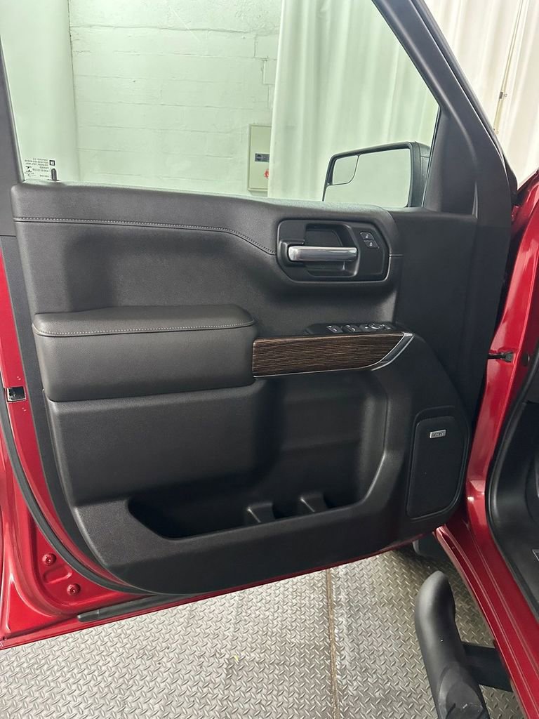 Used 2019 GMC Sierra 1500 Elevation w/ Elevation Value Package image 8