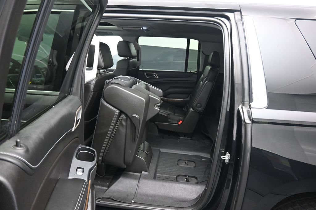Used 2019 GMC Yukon XL Denali w/ Denali Ultimate Package AWD/4WD image 37