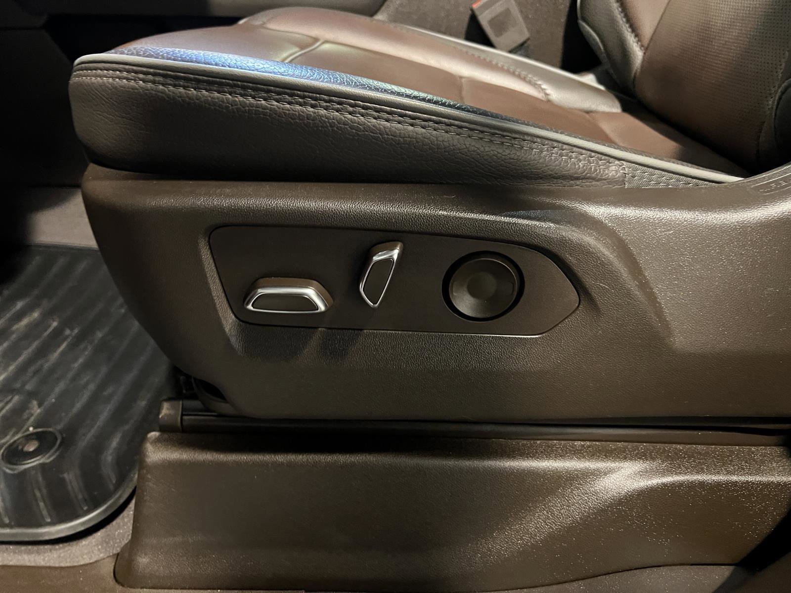 Used 2023 GMC Sierra 1500 Denali w/ Denali Reserve Package image 26