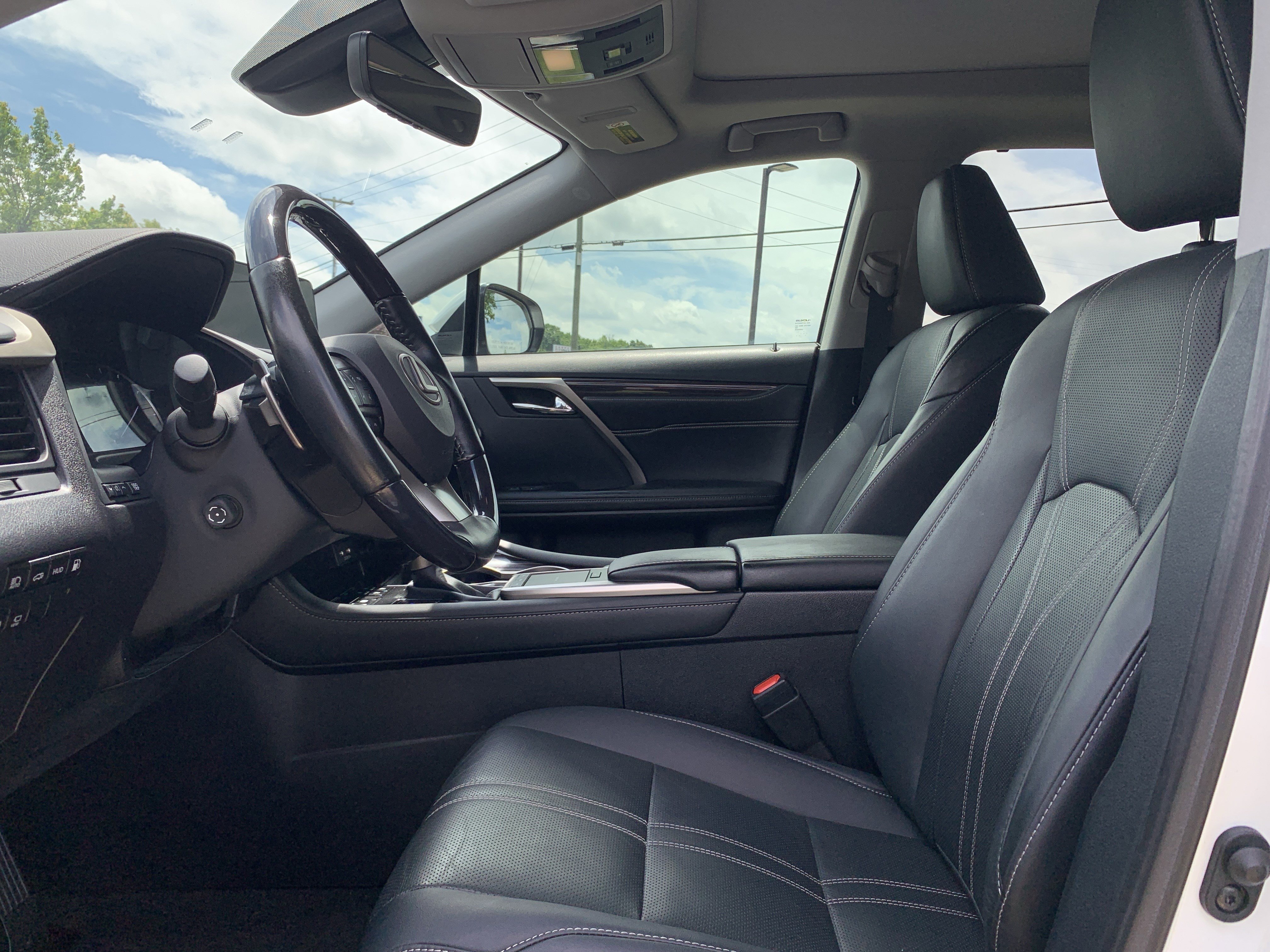 Used 2020 Lexus RX 450h AWD w/ Luxury Package image 16