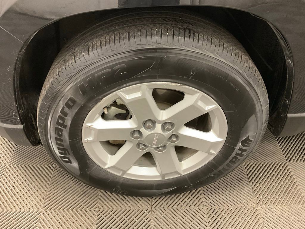 Used 2014 GMC Acadia SLE image 15