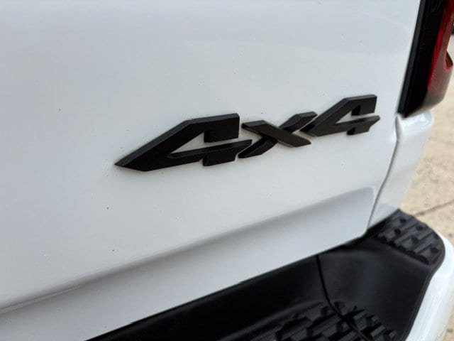 Used 2025 RAM 1500 Big Horn AWD/4WD image 9