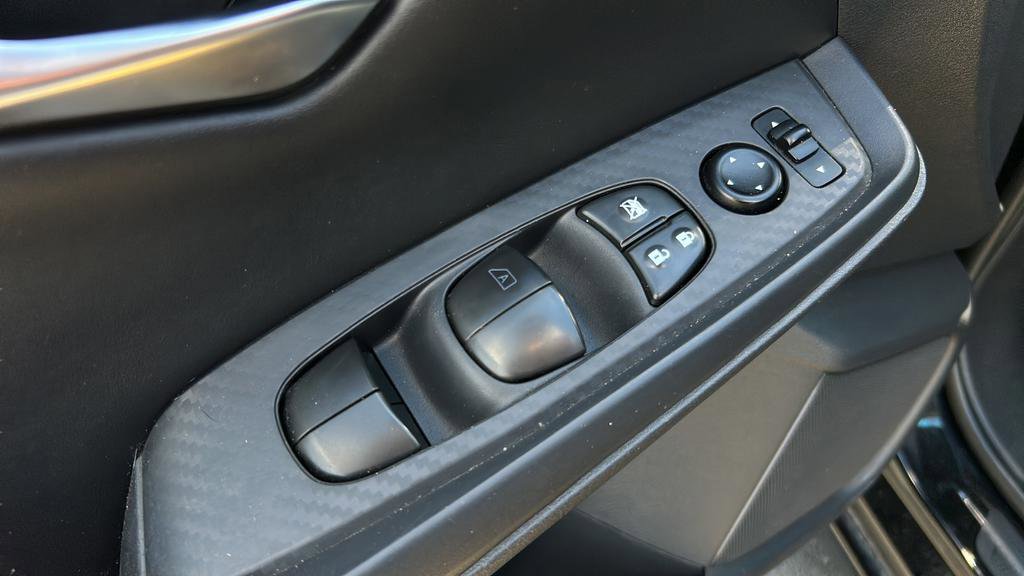 Used 2020 Nissan Sentra SV FWD image 10