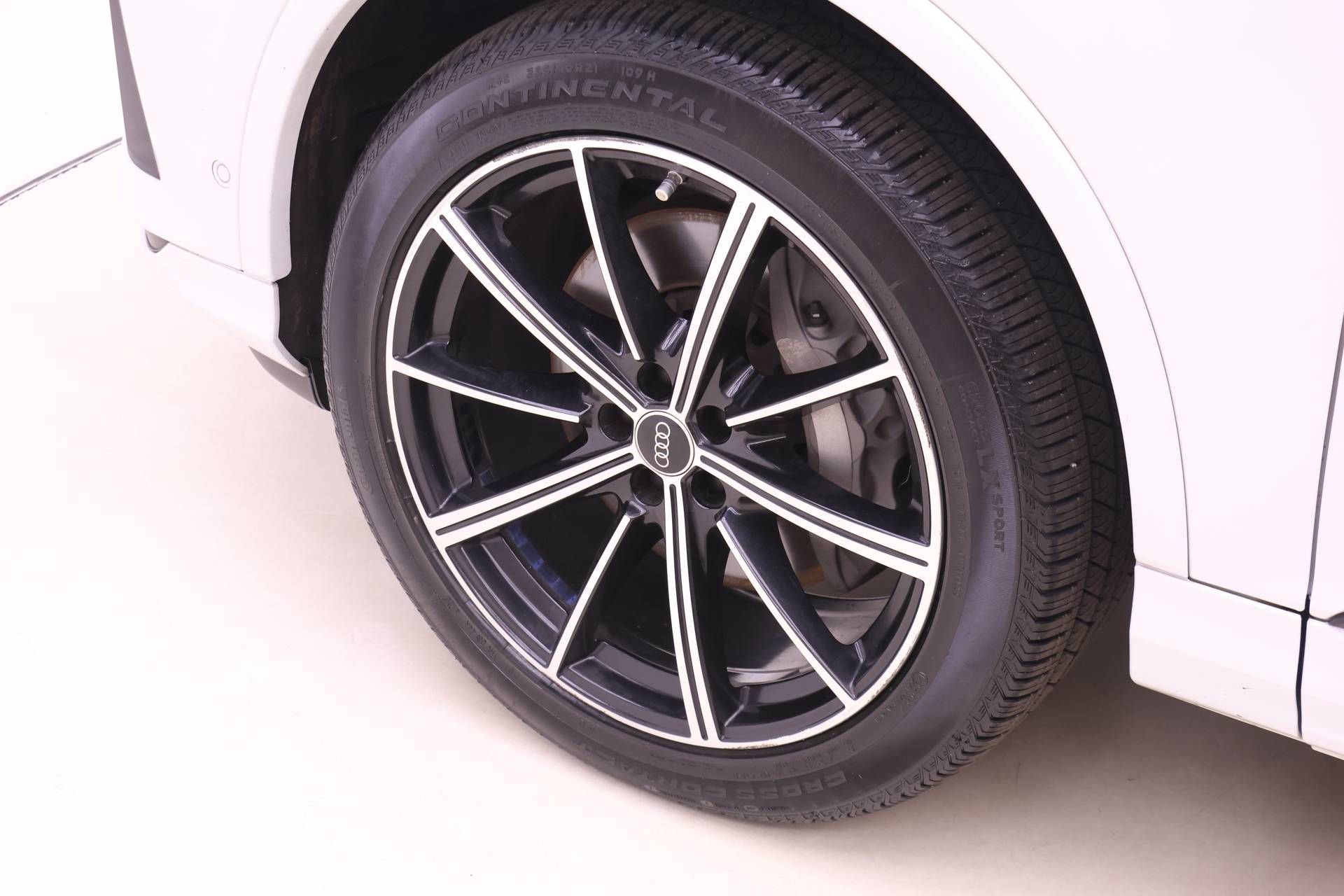 Certified 2023 Audi Q7 3.0T Premium Plus w/ Premium Plus Package AWD/4WD image 23