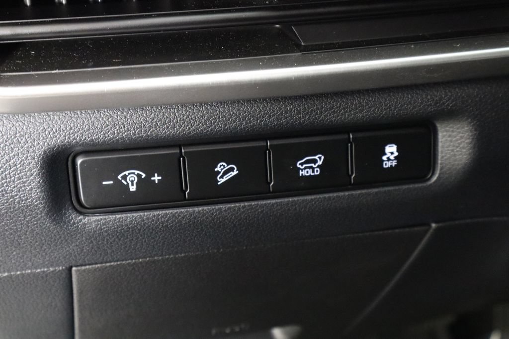 Used 2025 Kia Telluride S FWD image 23