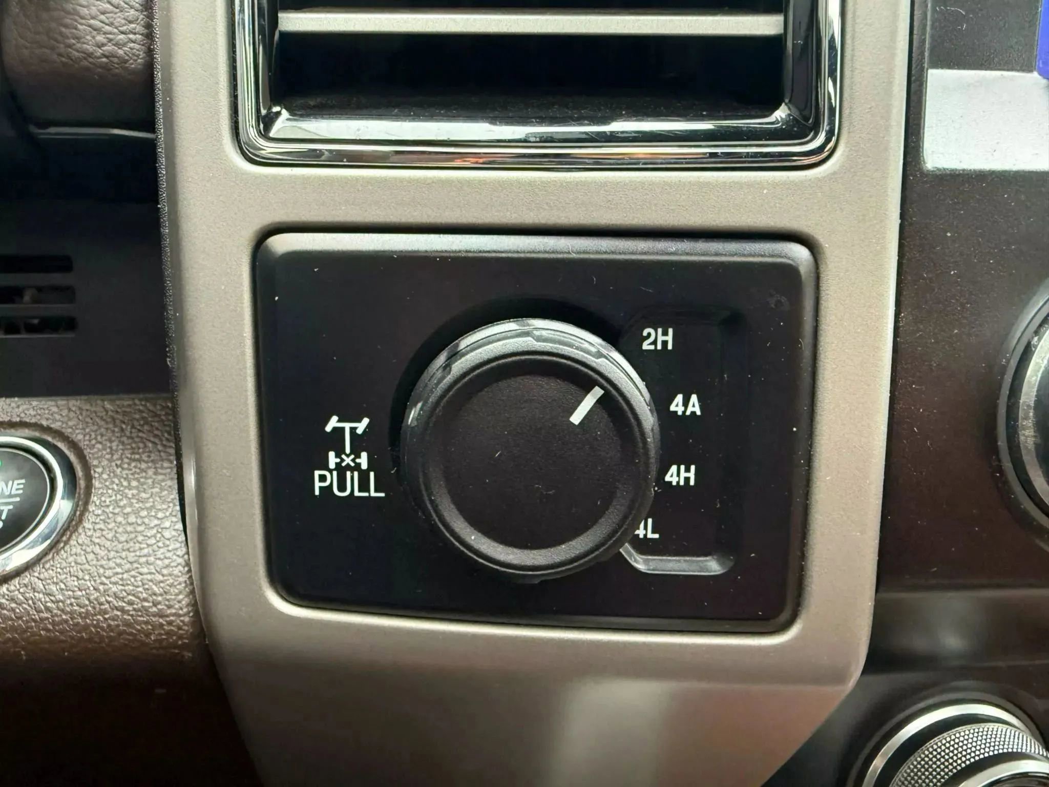 Used 2019 Ford F150 King Ranch w/ Equipment Group 601A Luxury image 19