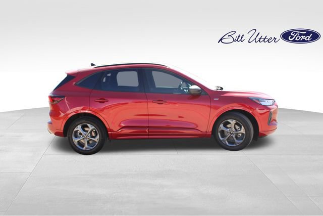 Certified 2023 Ford Escape ST-Line w/ Tech Pack #1 image 4