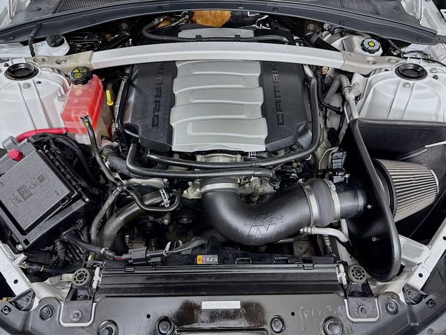 Used 2018 Chevrolet Camaro SS image 31