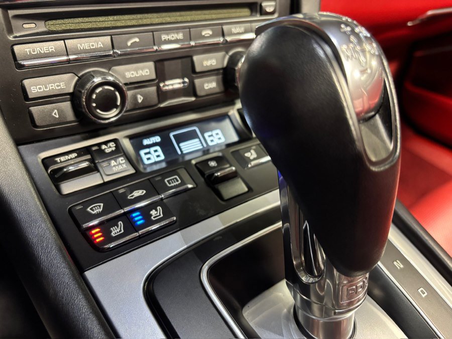 Used 2015 Porsche 911 Targa 4S AWD/4WD image 18