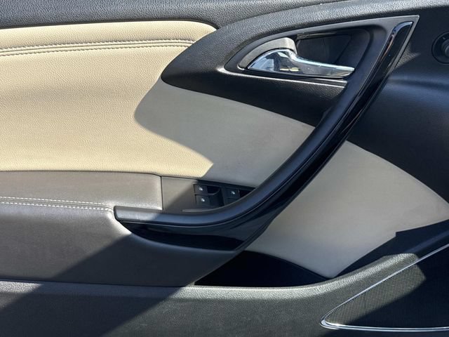 Used 2019 Buick Cascada Premium FWD image 10