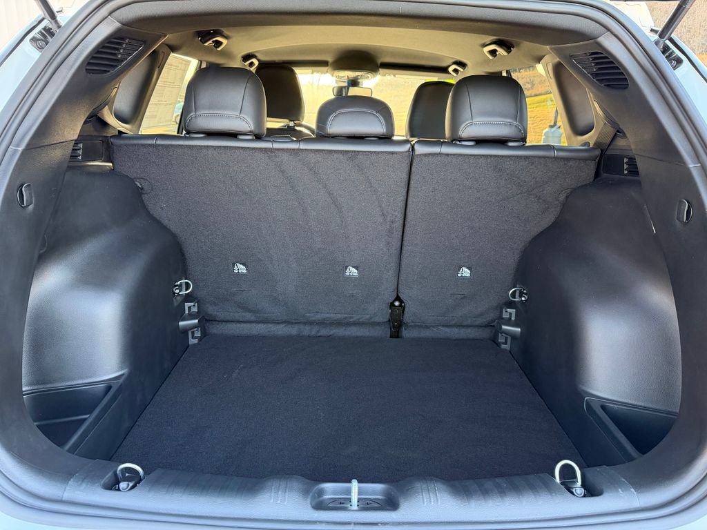 New 2026 Jeep Compass Latitude AWD/4WD image 8