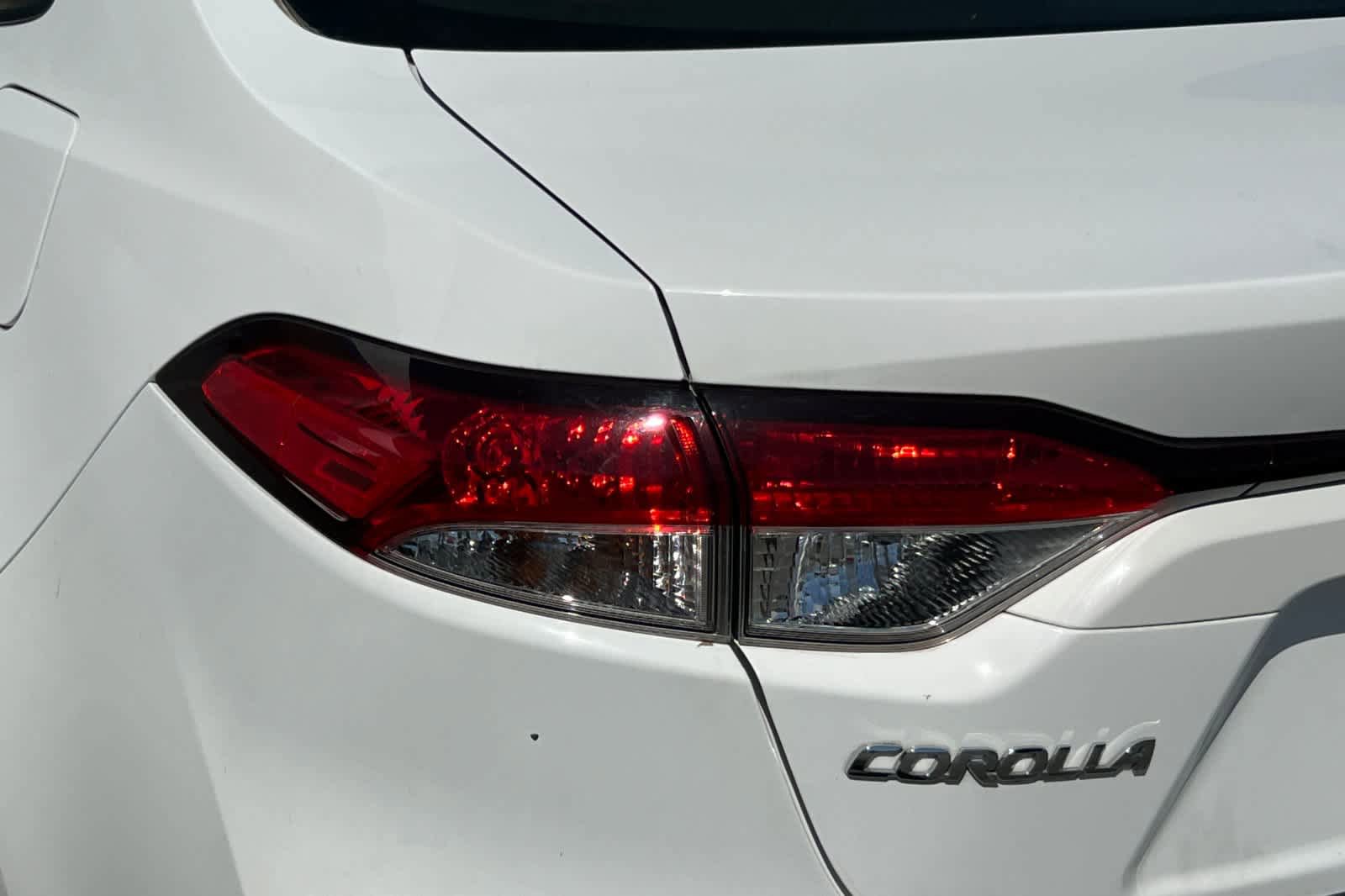 Used 2022 Toyota Corolla LE FWD image 20