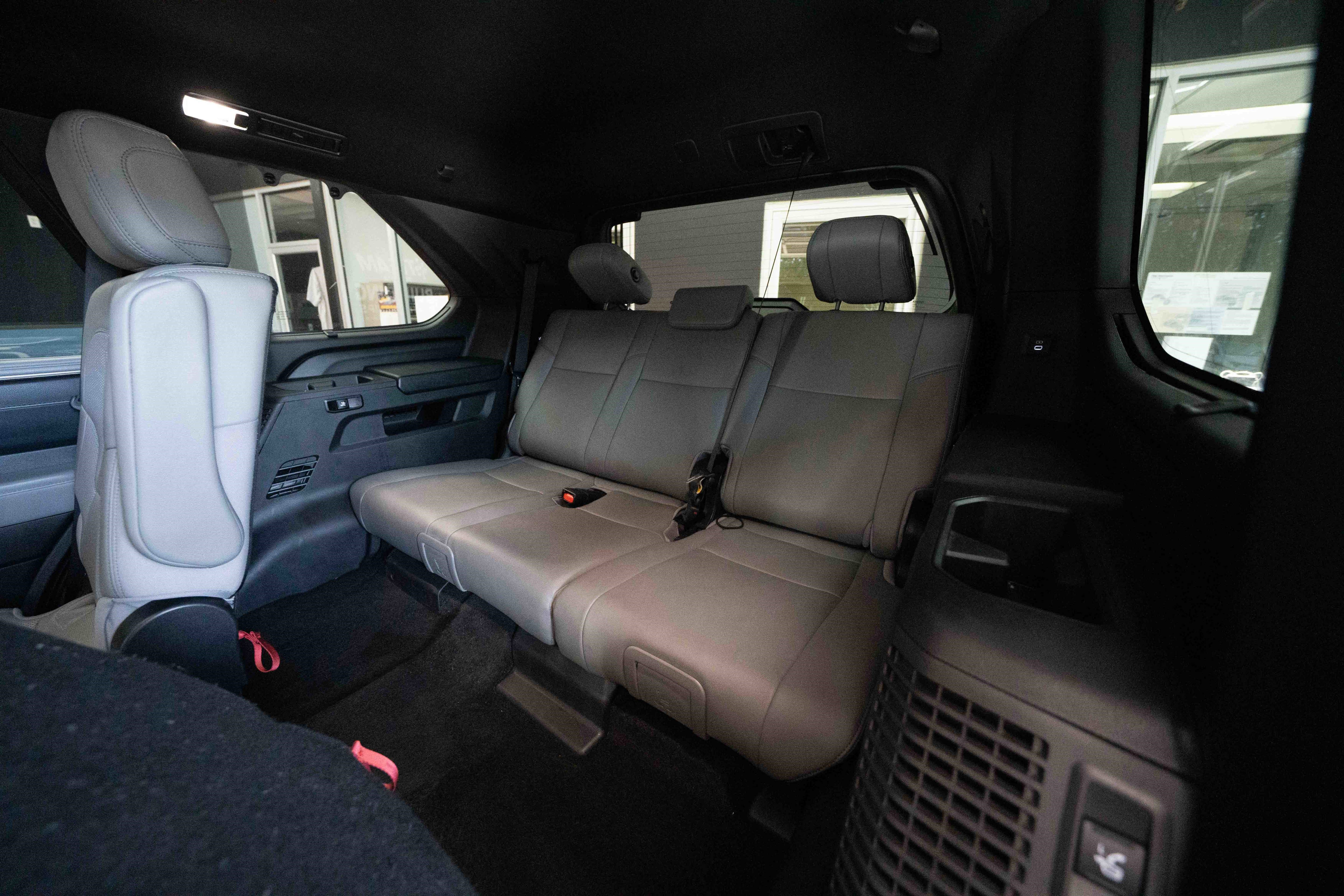 Used 2025 Toyota Sequoia Limited image 24